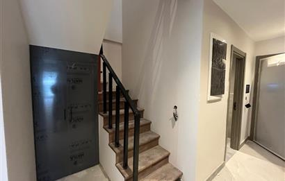 ALTINTEPE'DE DENİZ MANZARALI ULTRA LÜX ÖN CEPHE 4+1