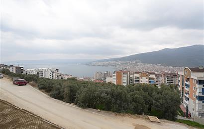 C21 Cius; Hisar’da Özel Bahçeli, Deniz Manzaralı Sıfır 3+1 Daire