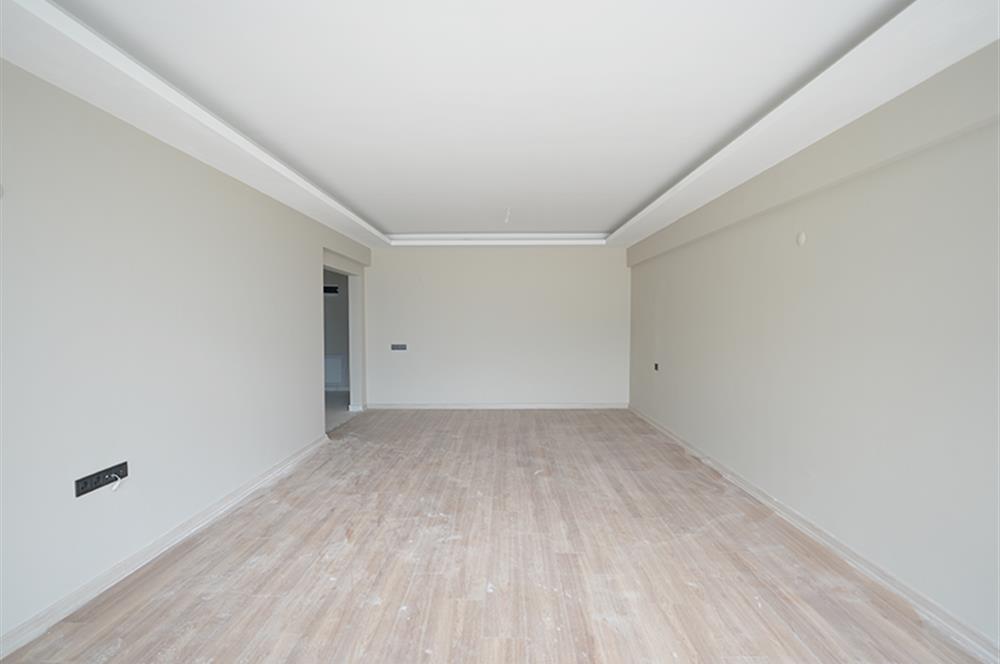 C21 Cius; Hisar’da Özel Bahçeli, Deniz Manzaralı Sıfır 3+1 Daire