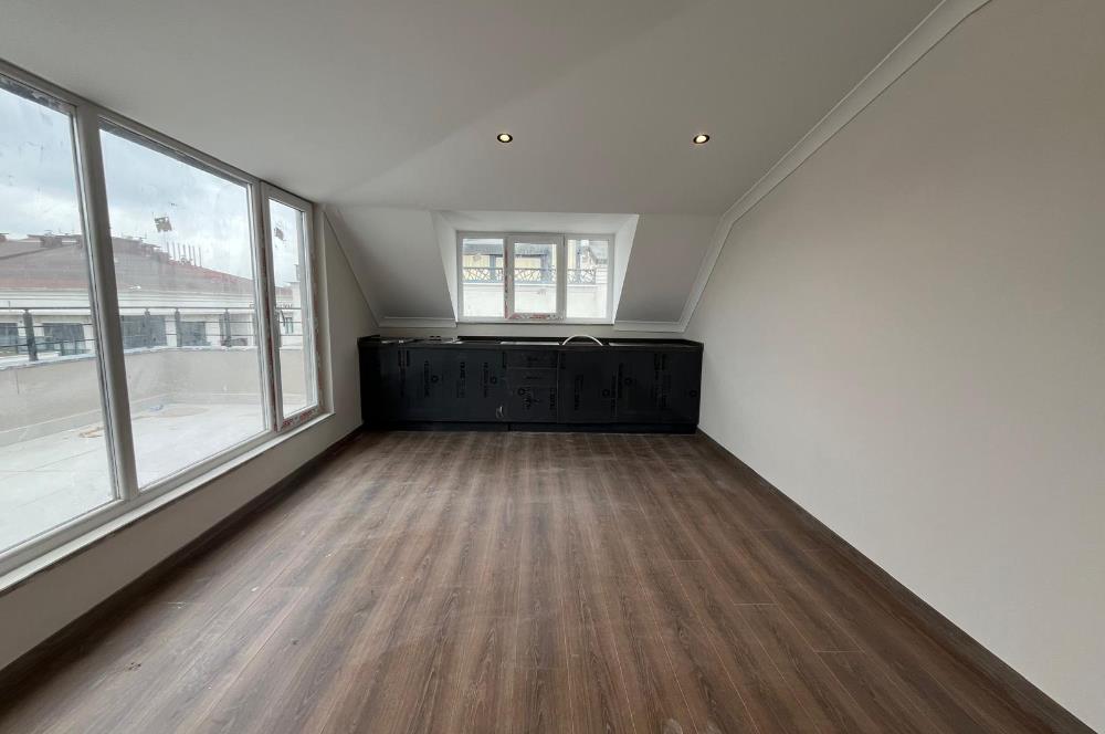 ALTINTEPE'DE DENİZ MANZARALI ULTRA LÜX ÖN CEPHE 4+1