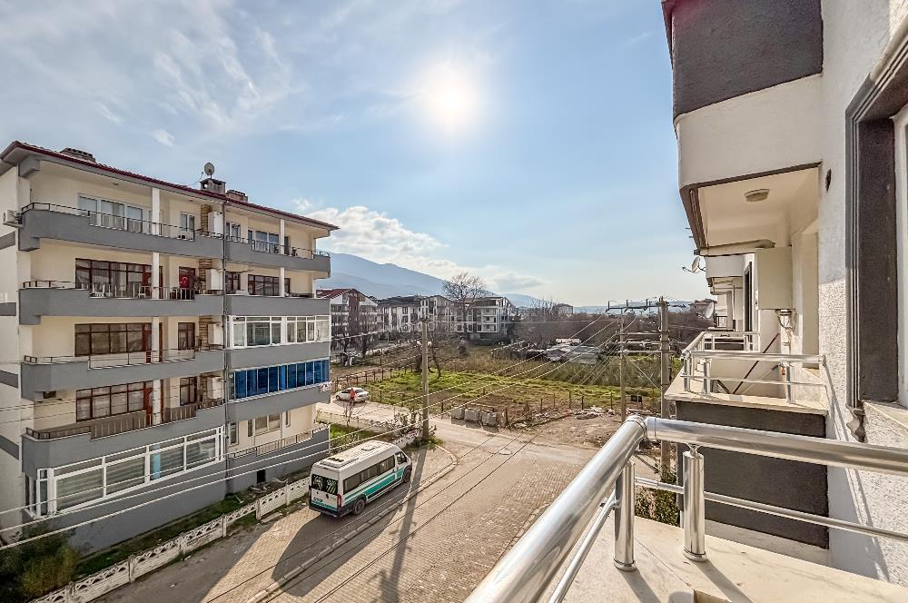 Çınarcık Karpuzdere’de Site İçinde, Asansörlü, 2 Balkonlu 2+1 Satılık Daire