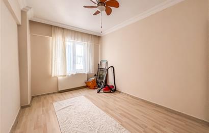 Çınarcık Karpuzdere’de Site İçinde, Asansörlü, 2 Balkonlu 2+1 Satılık Daire