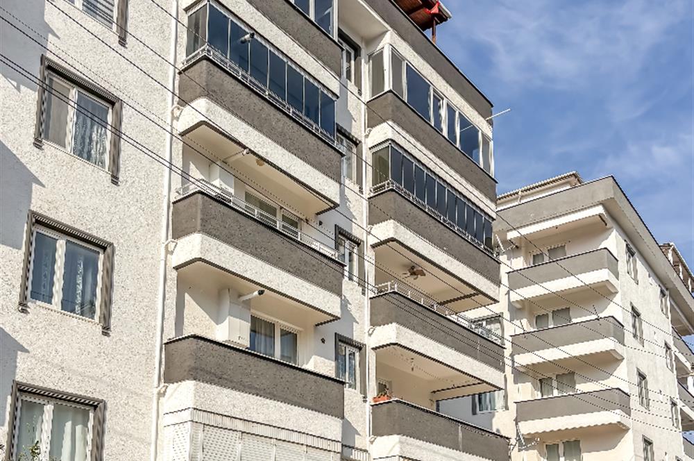 Çınarcık Karpuzdere’de Site İçinde, Asansörlü, 2 Balkonlu 2+1 Satılık Daire