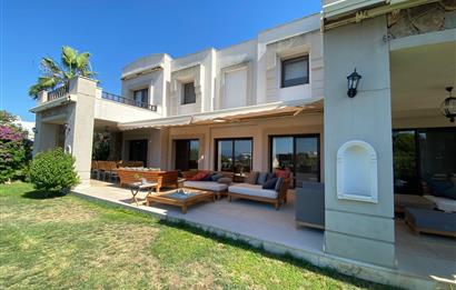 Göltürkbükünde Yıllık Kiralık Deniz Manzaralı Tam Müstakil Villa