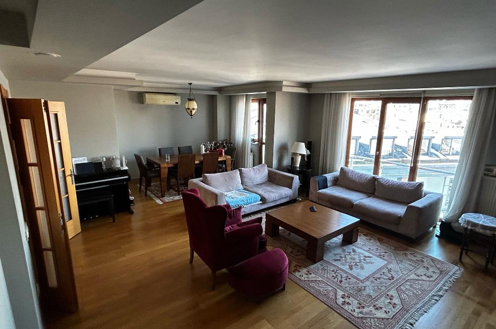 Üsküdar'da Eşsiz Manzaralı Dubleks- Fiyat Düştü! Price Reduced!