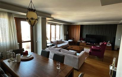 Üsküdar'da Eşsiz Manzaralı Dubleks- Fiyat Düştü! Price Reduced!