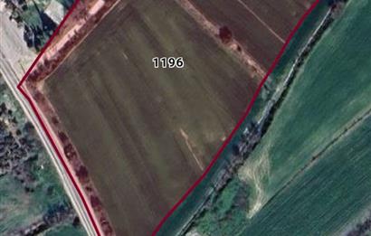 DENİZLİ PAMUKKALEDE YOLA CEPHE TARLA