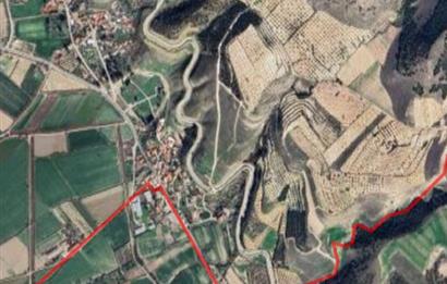 DENİZLİ PAMUKKALEDE YOLA CEPHE TARLA