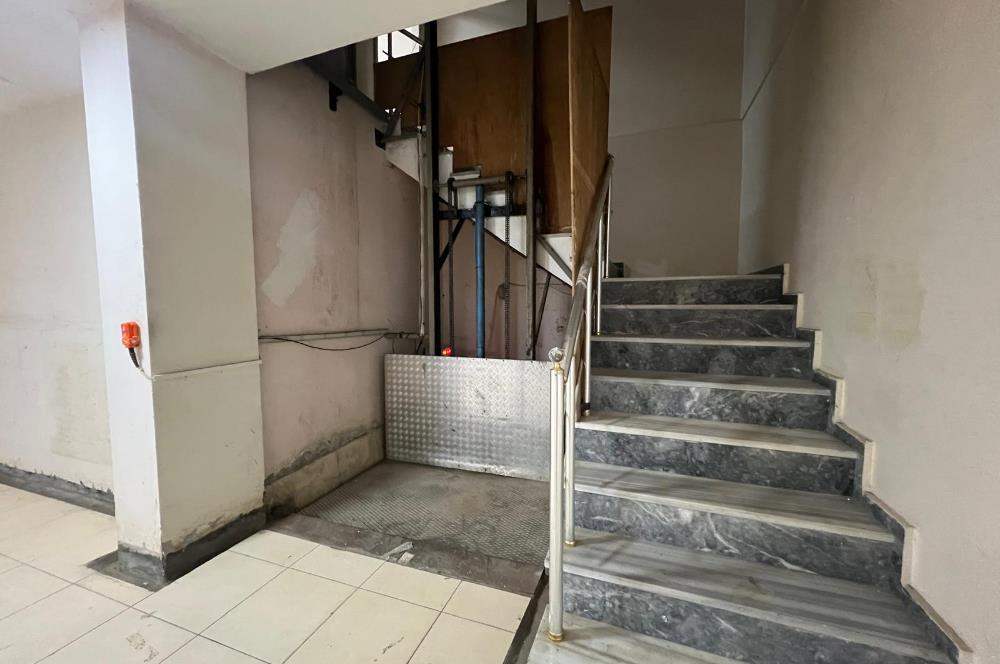 Pendik Dolayoba Fatih Cad. Kiralık Dükkan