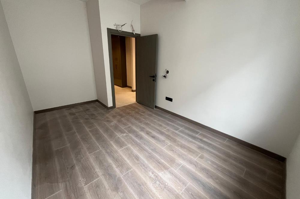 ALTINTEPE'DE DENİZ MANZARALI ULTRA LÜX ÖN CEPHE 4+1