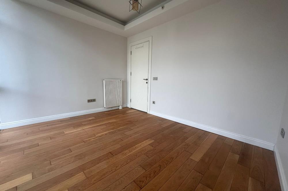 C21 ROOF'DAN 1071 KADIKÖY SİTESİNDE KİRALIK 3+1 DAİRE