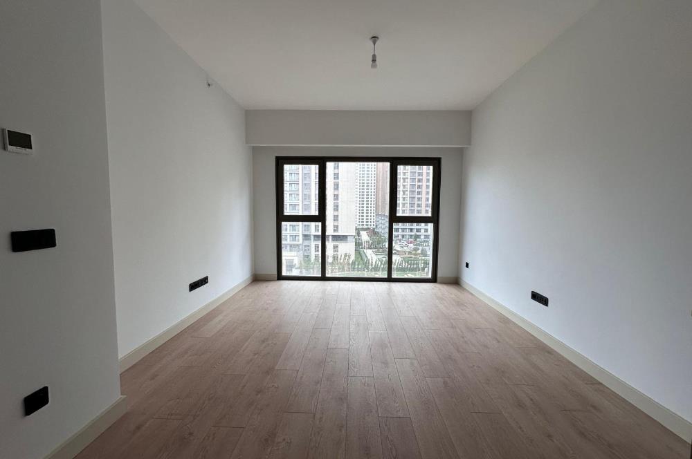 C21 ROOF'DAN 14. ETAP MİLLET BAHÇESİ VE MANDIRA CAD. KİRALIK 1+1