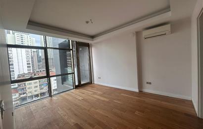 C21 ROOF'DAN 1071 KADIKÖY SİTESİNDE KİRALIK 3+1 DAİRE