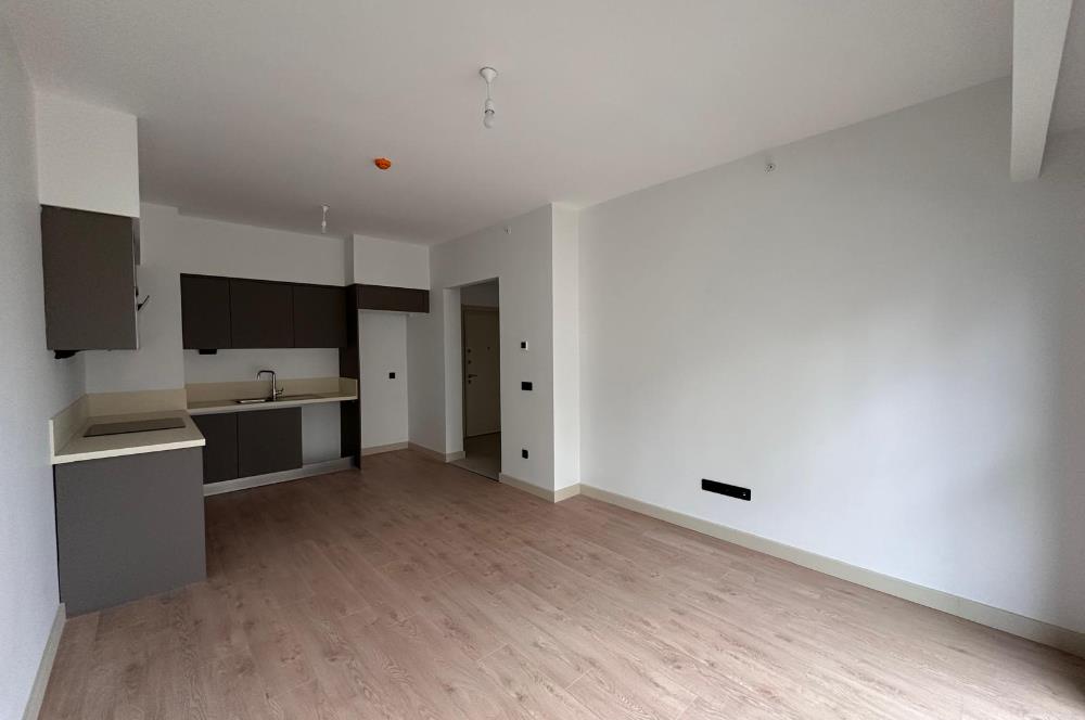 C21 ROOF'DAN 14. ETAP MİLLET BAHÇESİ VE MANDIRA CAD. KİRALIK 1+1