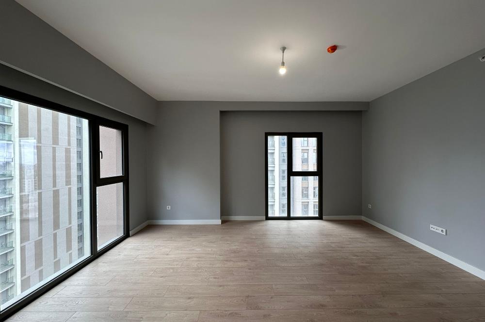 C21 ROOF'DAN YENİ FİKİRTEPE 16.ETAP KAPALI MUTFAK 2+1 KİRALIK