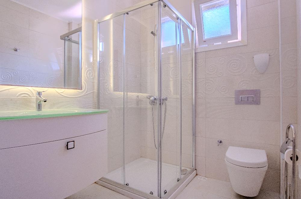 Bodrum Turgutreis Merkezi Konum Satılık 2+1 Dubleks ve 2+1 Daire