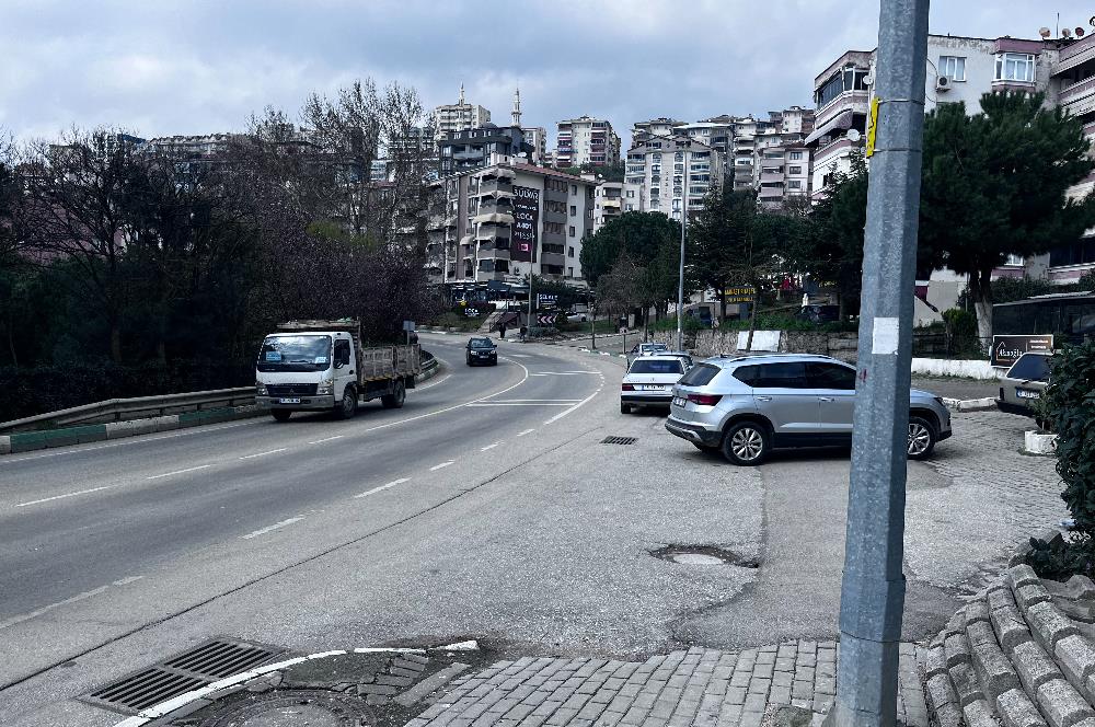 C21 Cius;Cumhuriyet Mahallesi Cadde Üzerinde 3+1 Satılık Daire