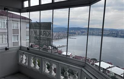 C21 Cius; Asansörlü Deniz Manzaralı 3+1 Kiralık Daire