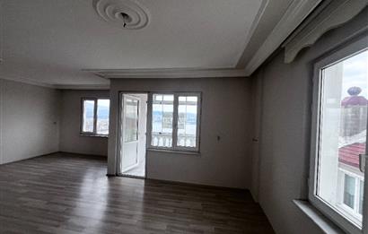 C21 Cius; Asansörlü Deniz Manzaralı 3+1 Kiralık Daire