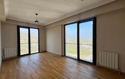 C21 BAL'DAN BALTOK SİTESİ ŞEHİR VE DOĞA MANZARALI 2+1 KİRALIK