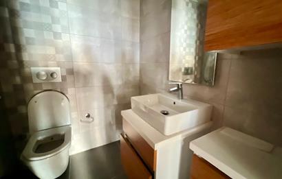 C21 BAL'DAN BALTOK SİTESİ ŞEHİR VE DOĞA MANZARALI 2+1 KİRALIK