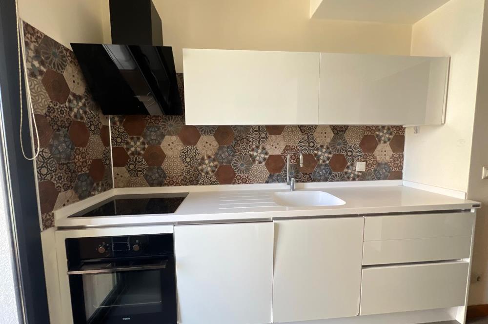 C21 BAL'DAN BALTOK SİTESİ ŞEHİR VE DOĞA MANZARALI 2+1 KİRALIK