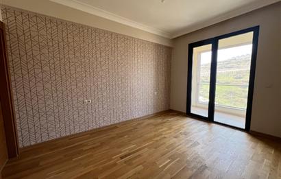 C21 BAL'DAN BALTOK SİTESİ ŞEHİR VE DOĞA MANZARALI 2+1 KİRALIK