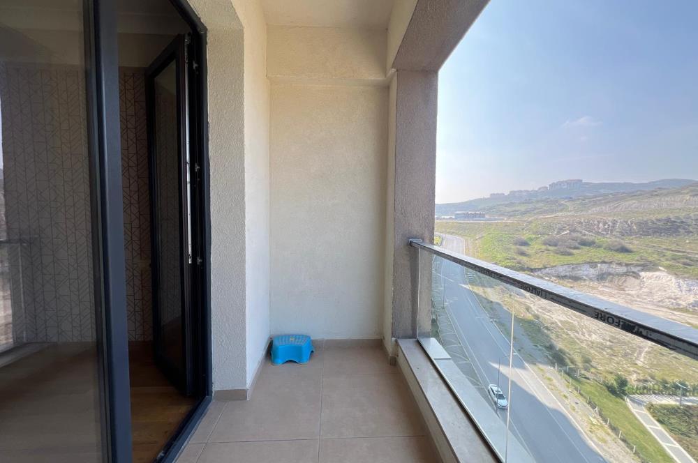 C21 BAL'DAN BALTOK SİTESİ ŞEHİR VE DOĞA MANZARALI 2+1 KİRALIK