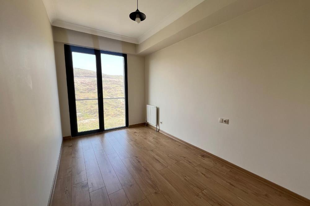 C21 BAL'DAN BALTOK SİTESİ ŞEHİR VE DOĞA MANZARALI 2+1 KİRALIK