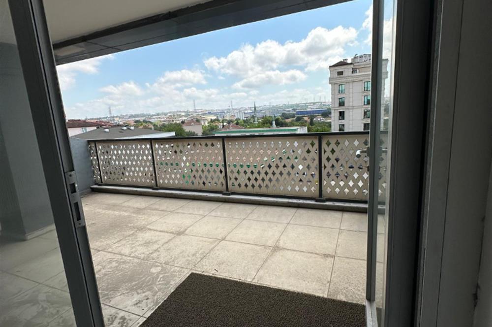 ORHANLI DEMOKRASİ CADDESİ ÜZERİNDE OTOPARKLI OFİS&BÜRO