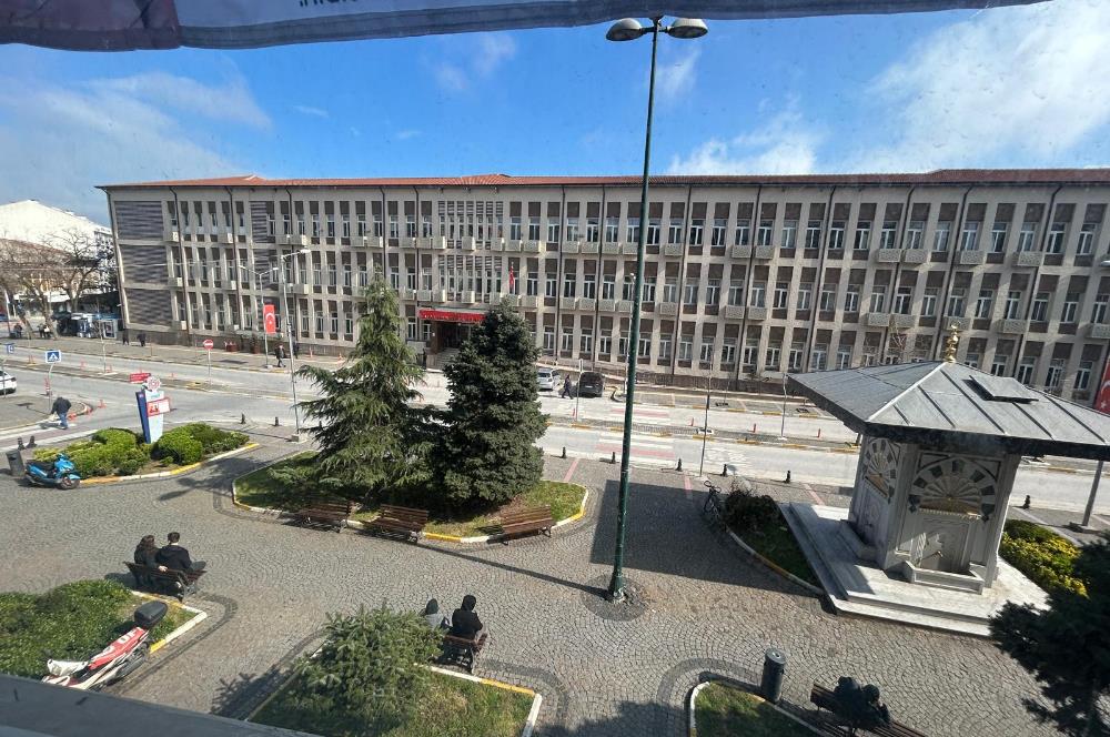 CENTURY 21 BAL'DAN ÇARŞI MERKEZ'DE 1+0 KİRALIK OFİS