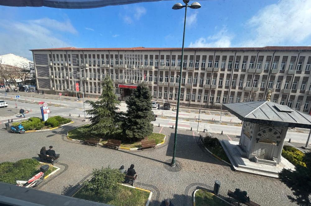 CENTURY 21 BAL'DAN ÇARŞI MERKEZ'DE 1+0 KİRALIK OFİS