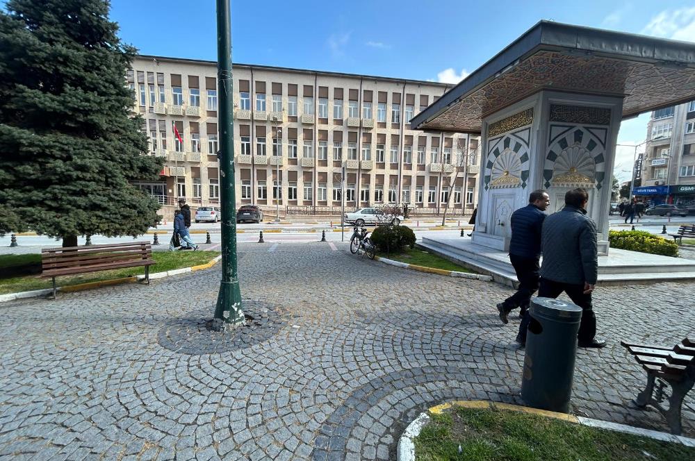 CENTURY 21 BAL'DAN ÇARŞI MERKEZ'DE 1+0 KİRALIK OFİS