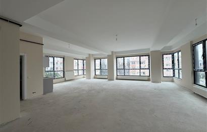 SAHRAYICEDİT METRO VE E5 YAKININDA KİRALIK OFİS