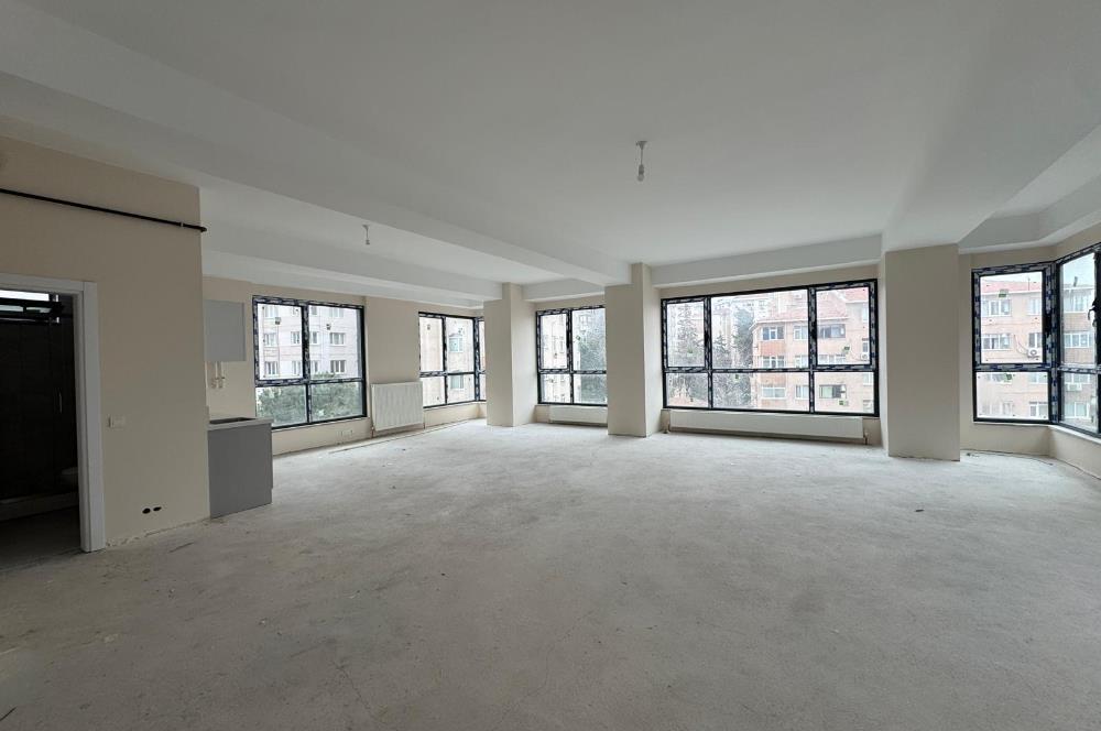 SAHRAYICEDİT METRO VE E5 YAKININDA KİRALIK OFİS