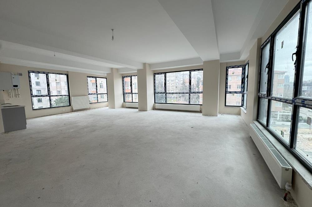 SAHRAYICEDİT METRO VE E5 YAKININDA KİRALIK OFİS