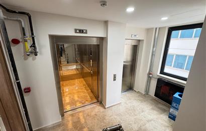 SAHRAYICEDİT METRO VE E5 YAKININDA KİRALIK OFİS