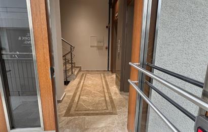 SAHRAYICEDİT METRO VE E5 YAKININDA KİRALIK OFİS