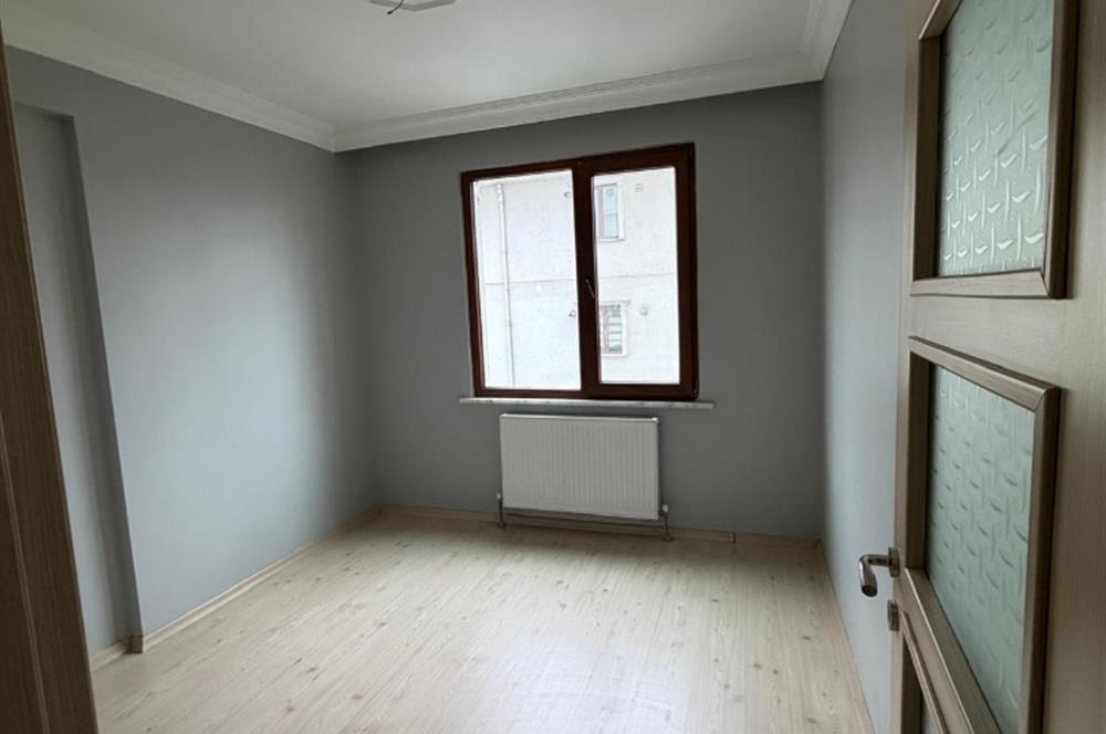 Ümraniye İnkılap Mh. Akevler Sitesi 2+1 Kiralık Ara kat daire