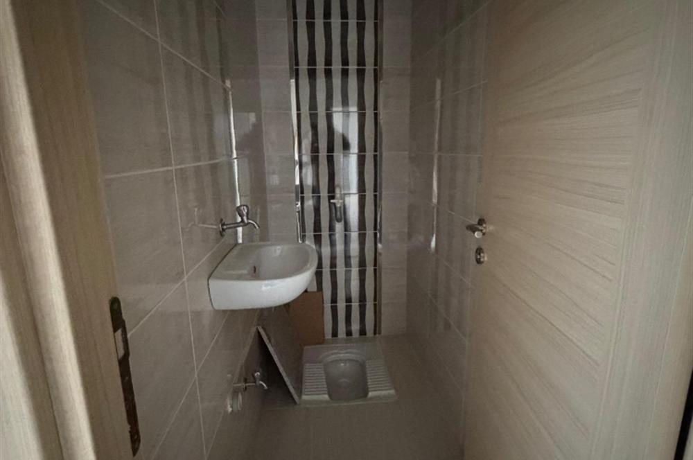 Ümraniye İnkılap Mh. Akevler Sitesi 2+1 Kiralık Ara kat daire