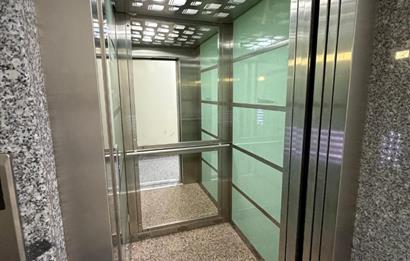 Ümraniye İnkılap Mh. Akevler Sitesi 2+1 Kiralık Ara kat daire