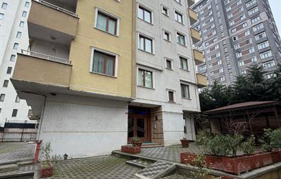Ümraniye İnkılap Mh. Akevler Sitesi 2+1 Kiralık Ara kat daire