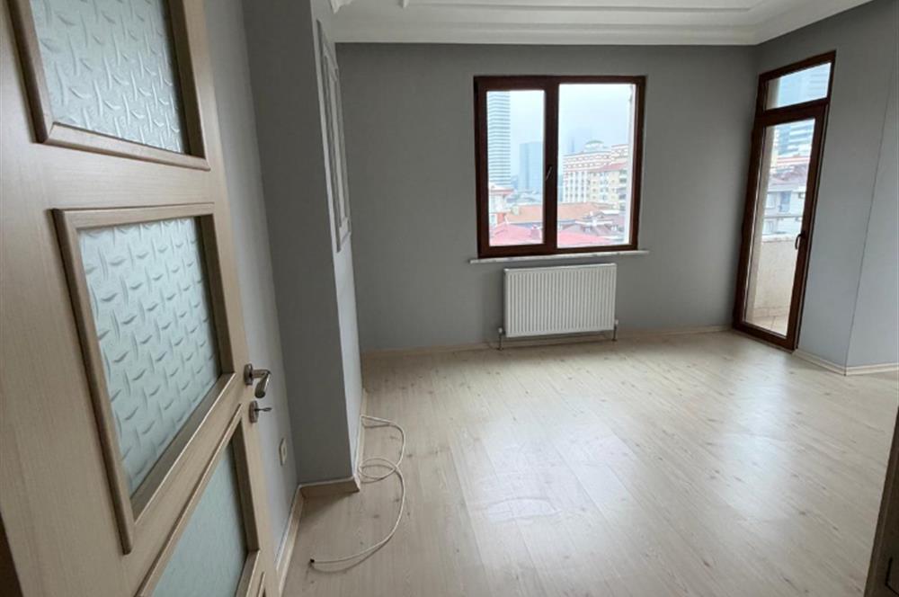 Ümraniye İnkılap Mh. Akevler Sitesi 2+1 Kiralık Ara kat daire