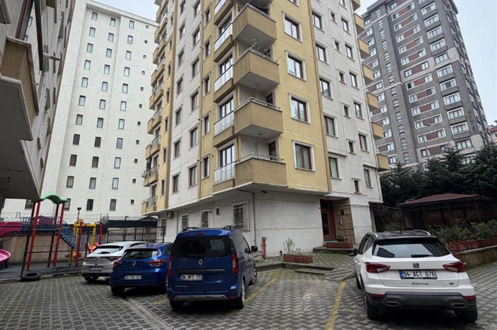 Ümraniye İnkılap Mh. Akevler Sitesi 2+1 Kiralık Ara kat daire