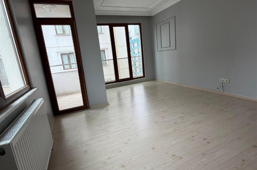 Ümraniye İnkılap Mh. Akevler Sitesi 2+1 Kiralık Ara kat daire