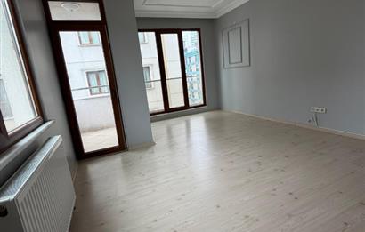 Ümraniye İnkılap Mh. Akevler Sitesi 2+1 Kiralık Ara kat daire