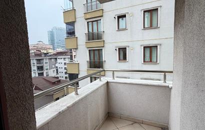 Ümraniye İnkılap Mh. Akevler Sitesi 2+1 Kiralık Ara kat daire
