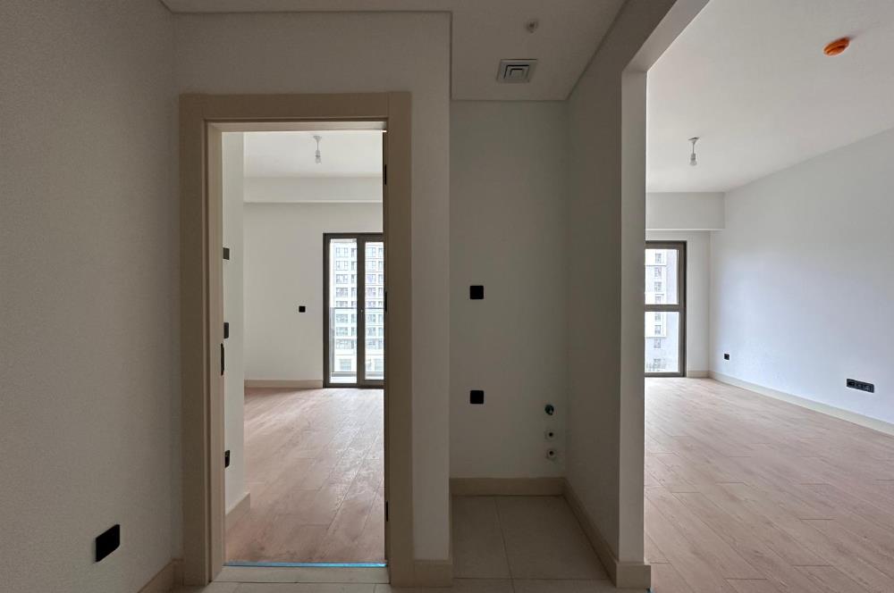 C21 ROOF'DAN 14. ETAP MİLLET BAHÇESİ VE MANDIRA CAD. KİRALIK 1+1