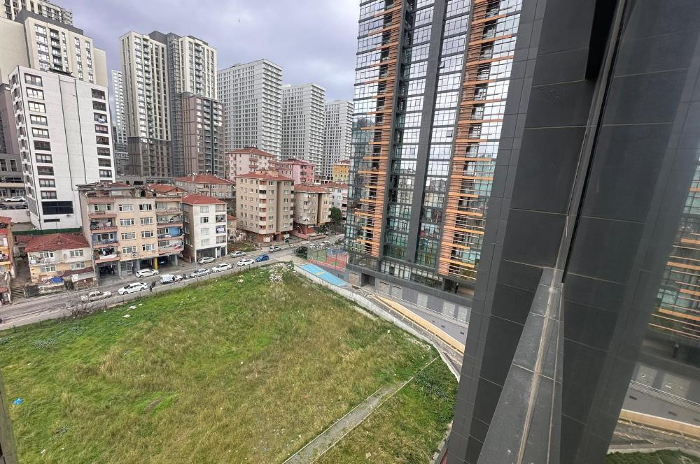 C21 ROOF'DAN 1071 KADIKÖY SİTESİNDE KİRALIK 3+1 DAİRE