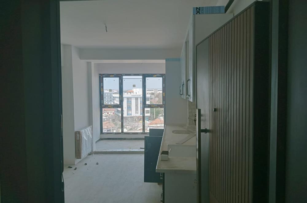 Seyrek Merkezde Satılık 1+1 Daire